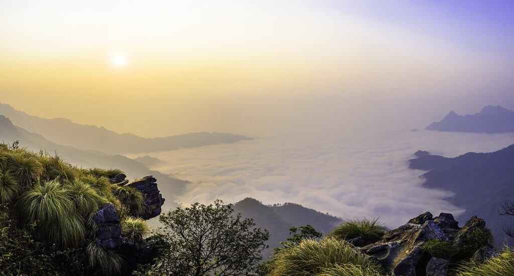 Sunrise over the sea of mist at Phu Chi Fa, Chiang Rai