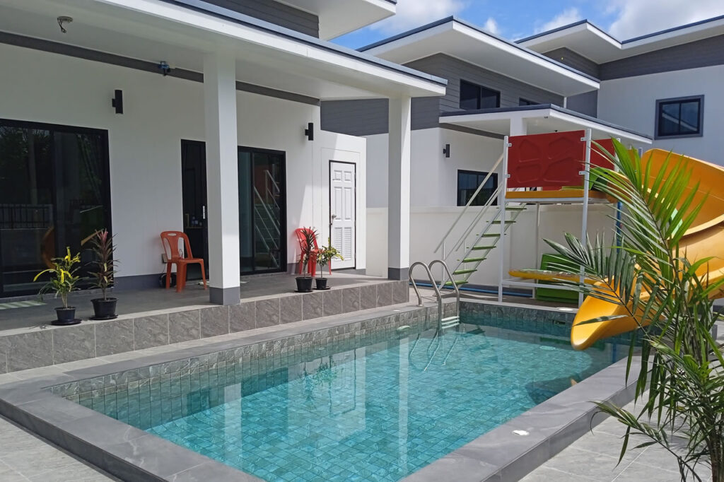 Modern pool villa in the Hin Lek Fai area of Hua Hin with spacious outdoor living and a private swimming pool.
